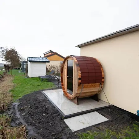 Pet-friendly Rural Escape 別荘 Zevenhuizen (Zuidplas)